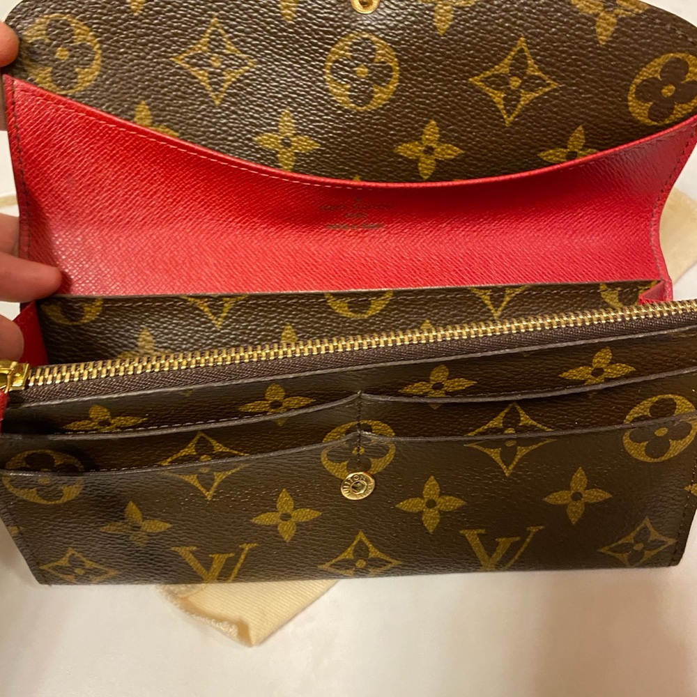 Authentic Louis Vuitton Wallet - Picture 5 of 8